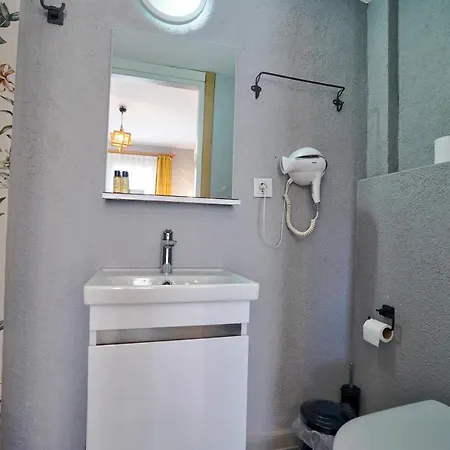 Szálloda La Mira Alacati 2*