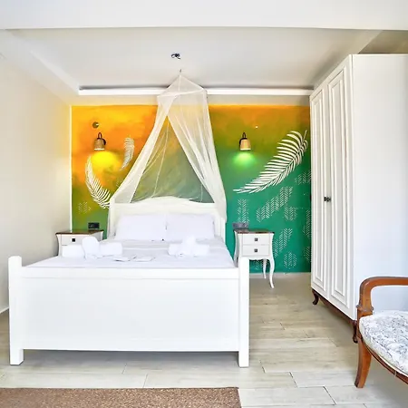 La Mira Alacati Hotel
