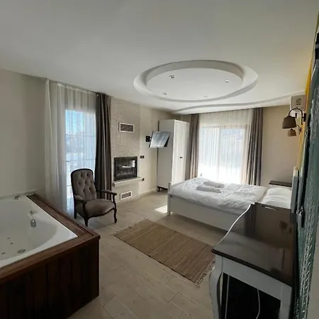 La Mira Alacati Hotel