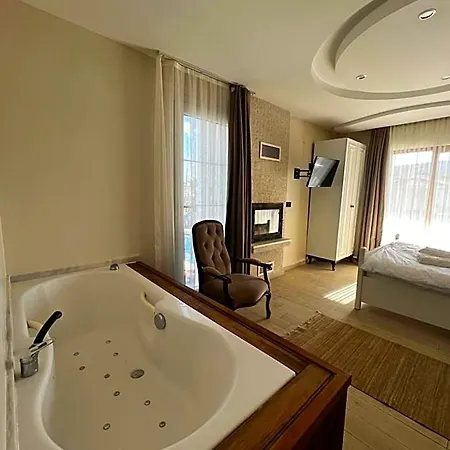 Hotel La Mira Alacati Çeşme